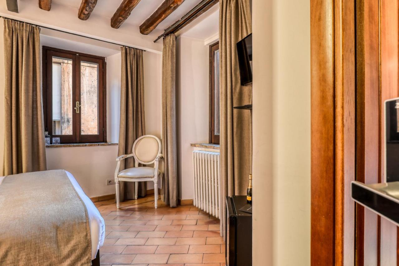 Luxury Navona Hotel Rome Exterior photo