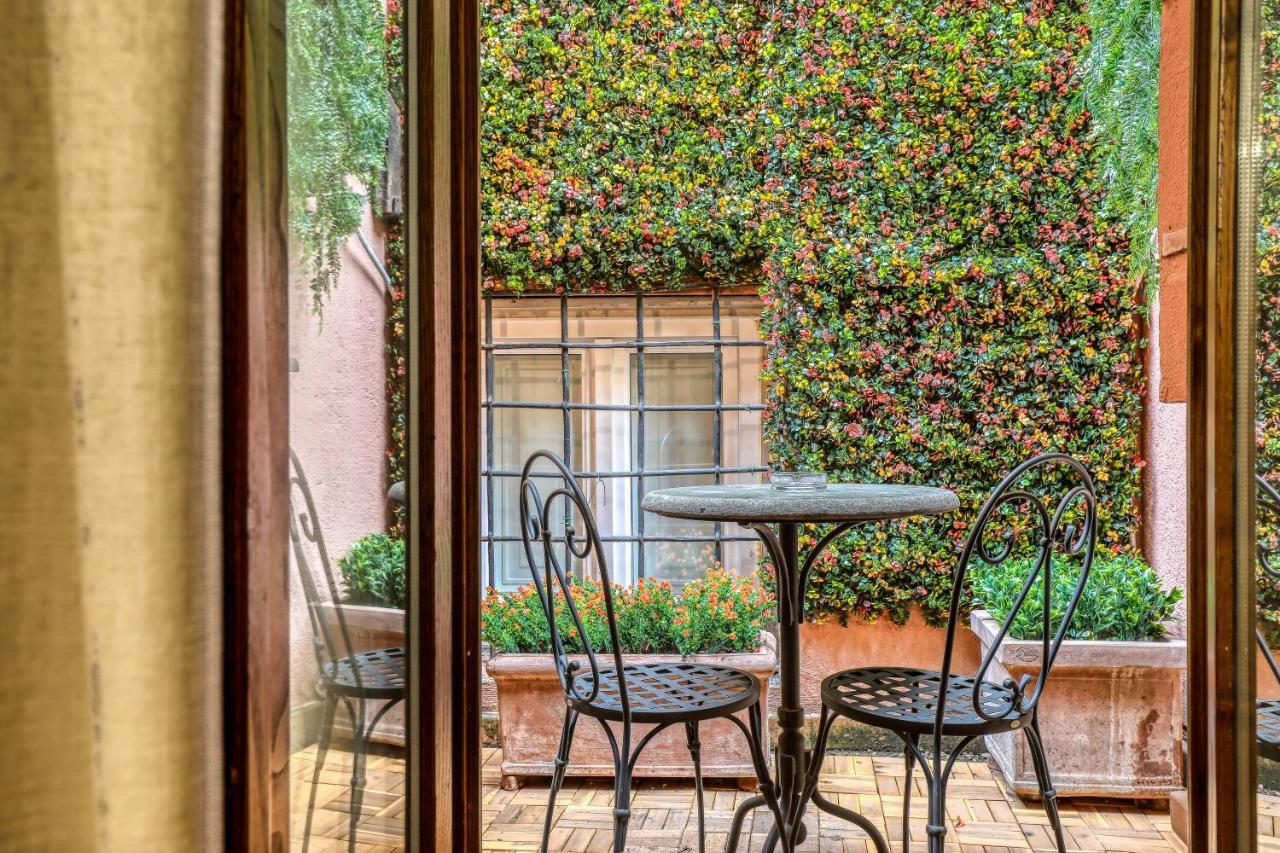 Luxury Navona Hotel Rome Exterior photo